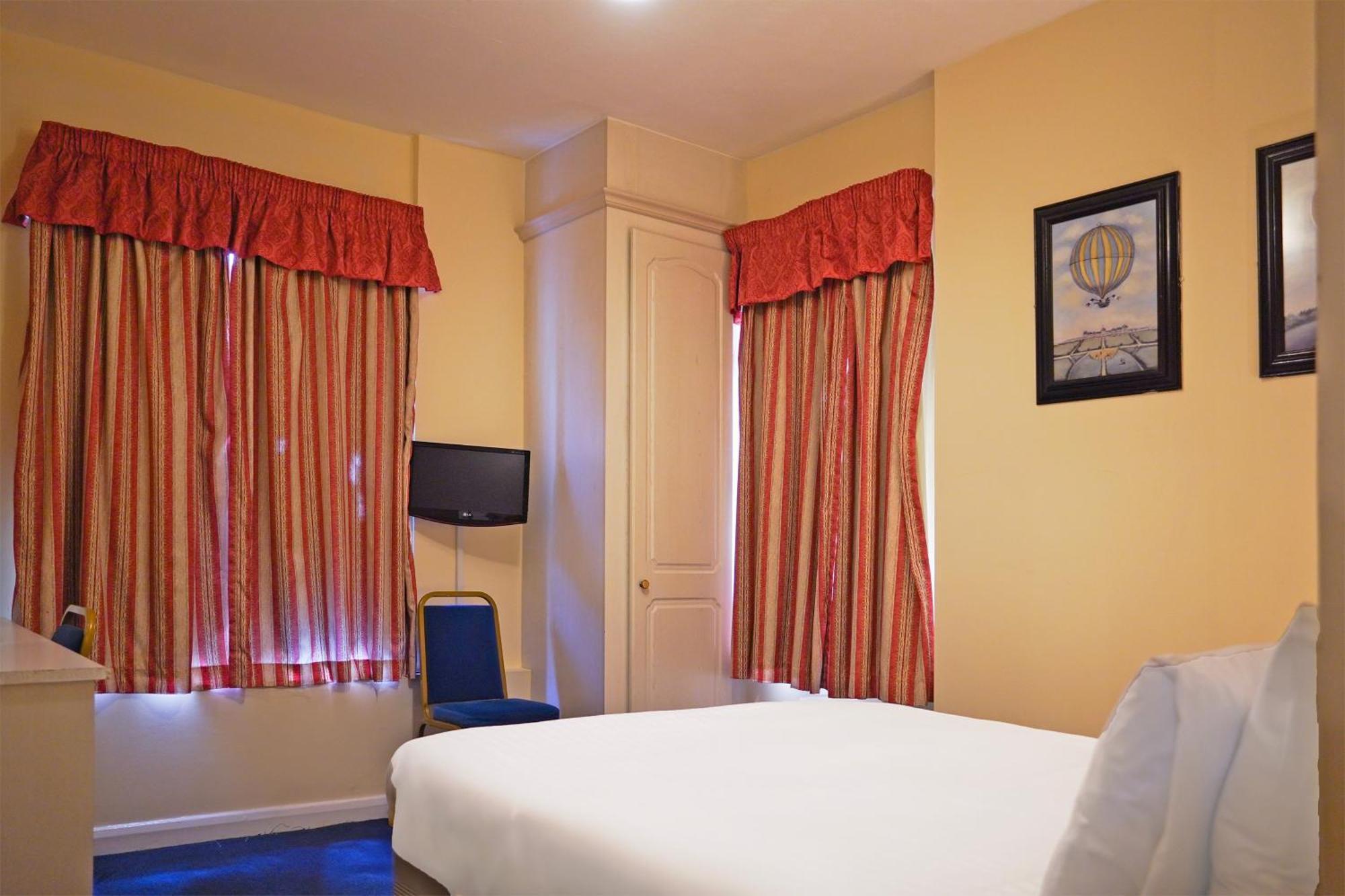 Langford Hotel, & Hotel 3*